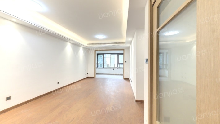 招商雍华府B区二手房实景图