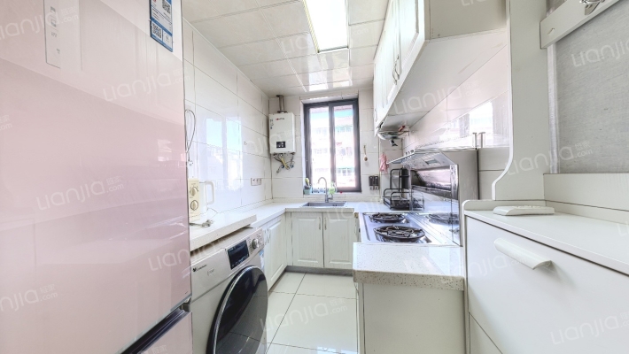 白鹭花园莺歌苑二手房实景图