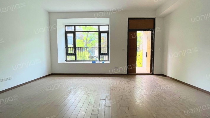 保利天空之城泊院南区二手房实景图