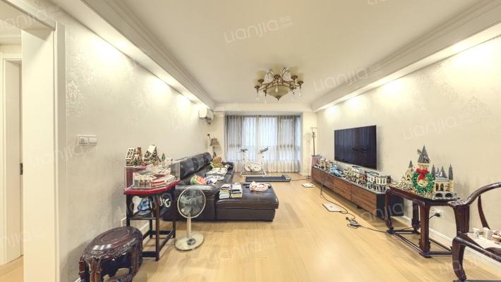 金鹿公寓二手房实景图