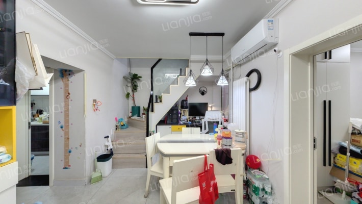 西上园老三区二手房实景图