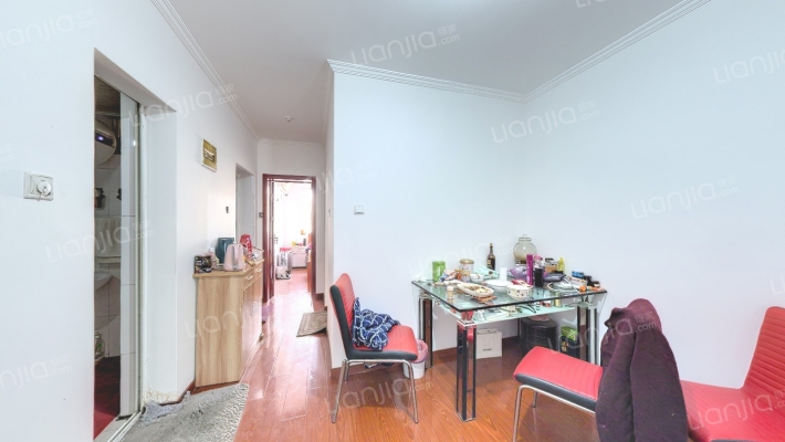 沁苑一村二手房实景图