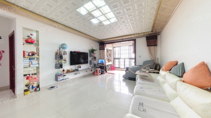 宁宝世家二手房实景图