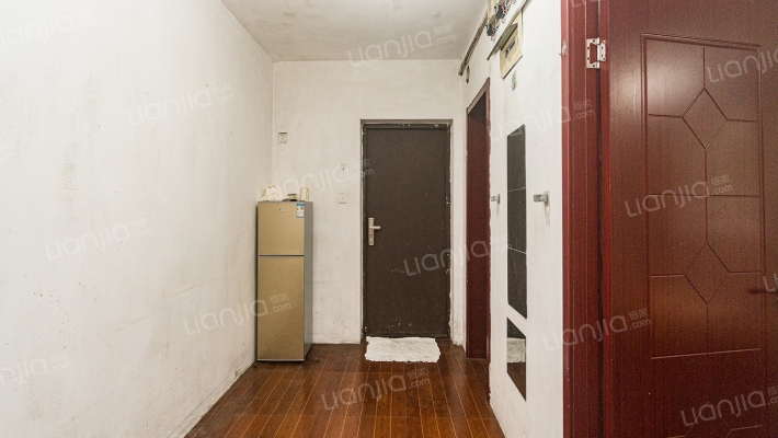 高行绿洲(四期)二手房实景图