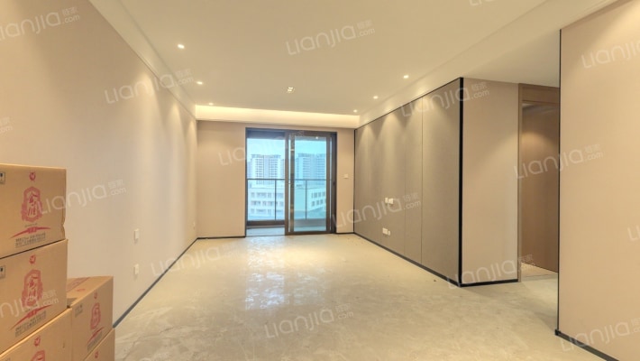 华润未来之城二期二手房实景图