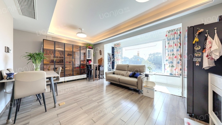 观澜逸品花苑南区二手房实景图