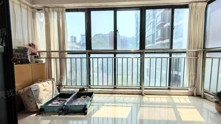 多重阳台飘窗 拓展室内空间 经典精致三房-阳台