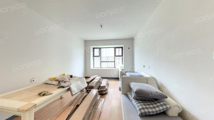 绿地新礼华府二区二手房实景图