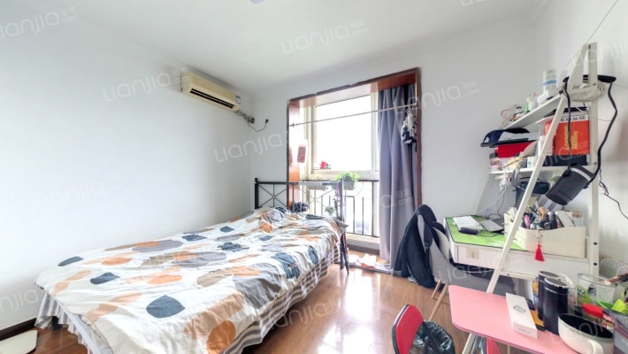 政馨园三区二手房实景图