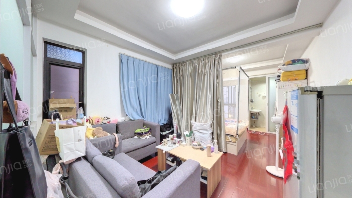 恒隆明珠二手房实景图