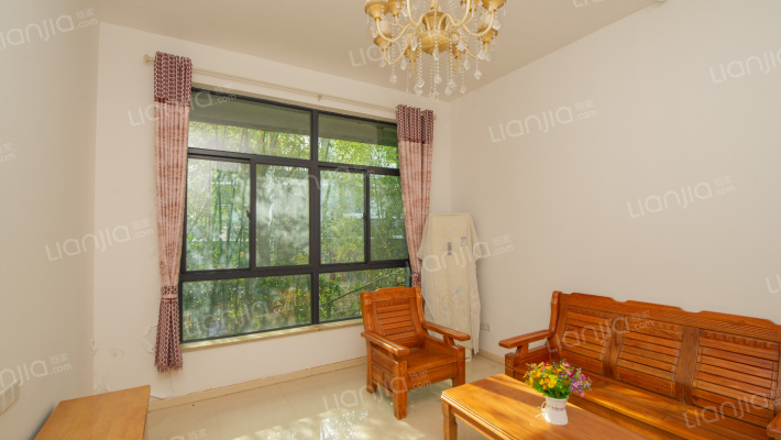 美加·东部假日二手房实景图