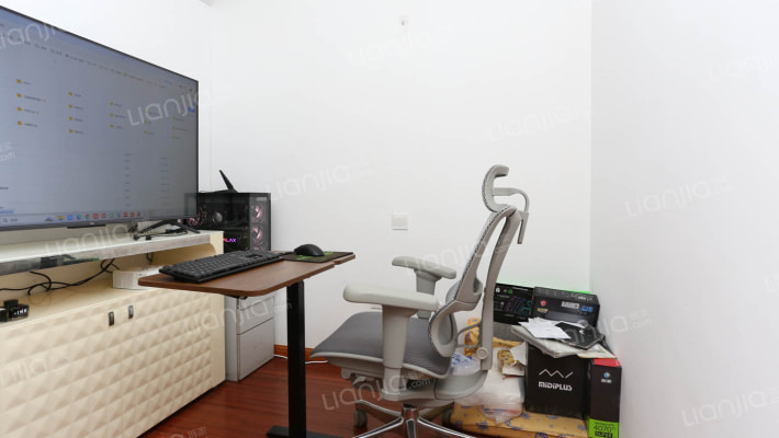 九联小区二手房实景图