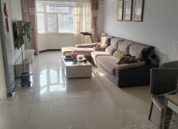 合租·凤凰城 2居室 南卧_凤凰城租房