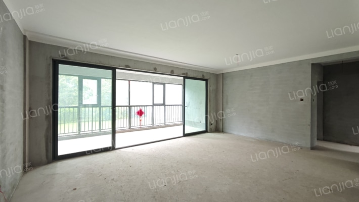 赣地佳苑二手房实景图