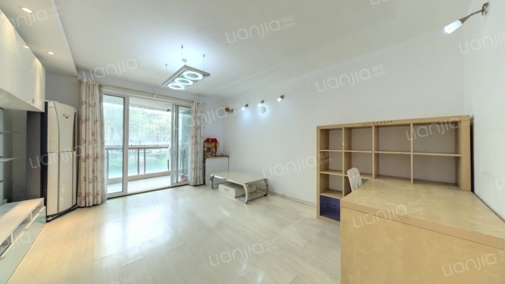 莲浦府邸（东区）二手房实景图