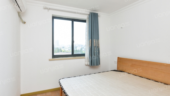 宝钢十村二手房实景图