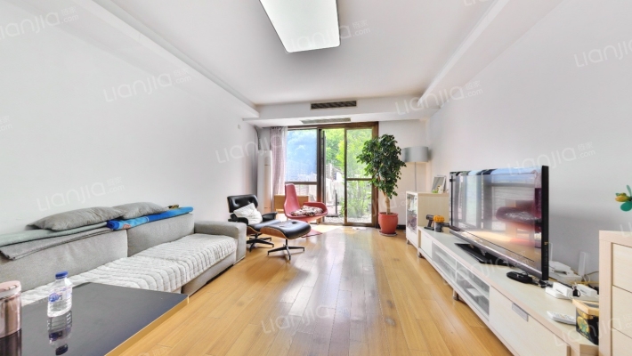 虹桥河滨花园二手房实景图