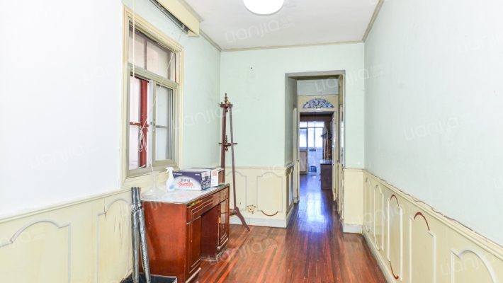 淞滨支路120弄二手房实景图