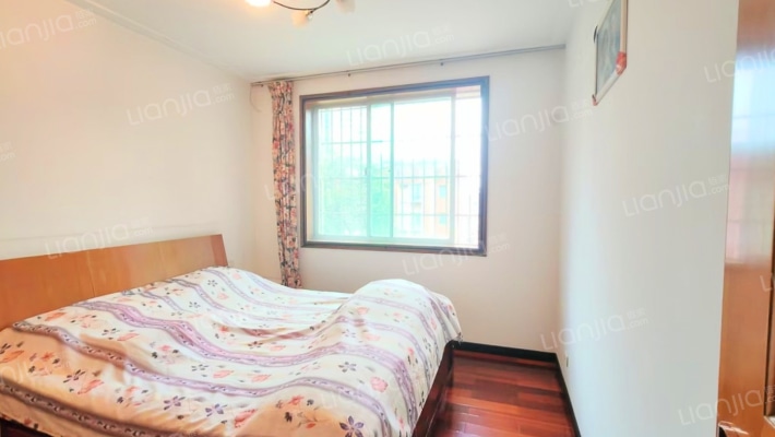 贵州科技大学职工宿舍二手房实景图