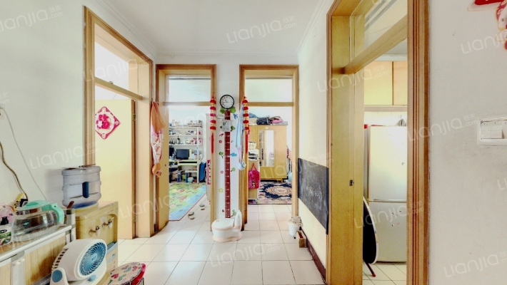 电大街66-62二手房实景图