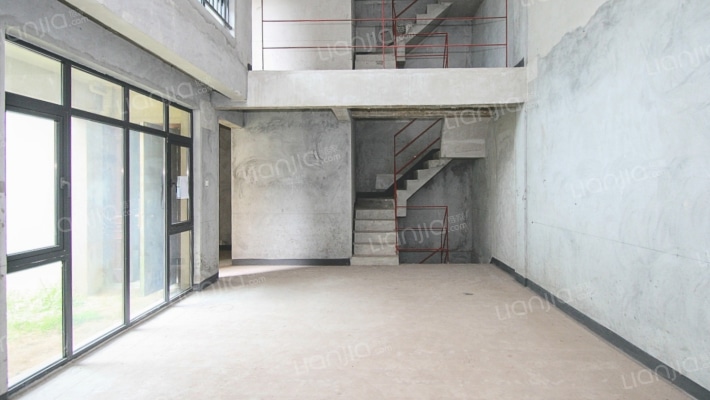 麓宸二期二手房实景图