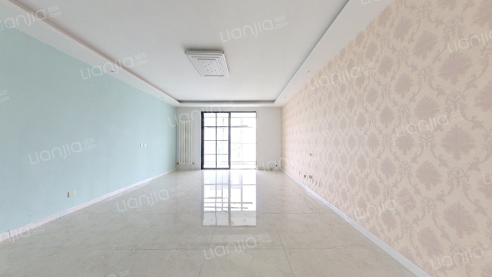 昆泉星港577号二手房实景图