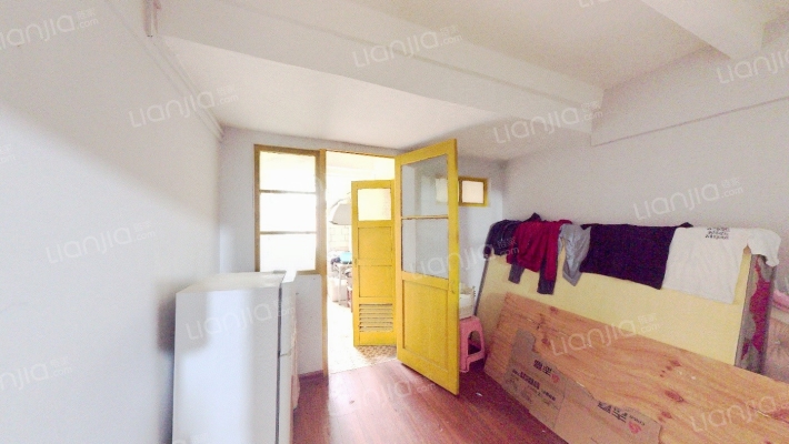 泵阀厂家属院二手房实景图