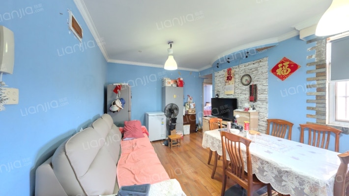 真情公寓二手房实景图