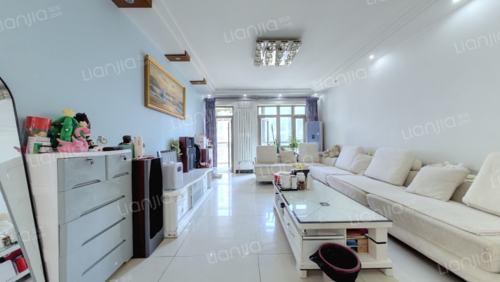 果岭小镇二手房实景图