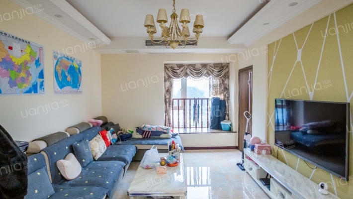 朵力半岛香颂东苑二手房实景图