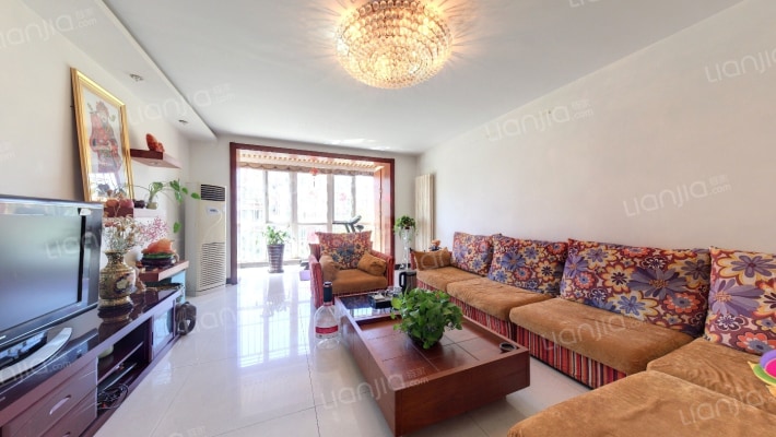 银海星月二手房实景图