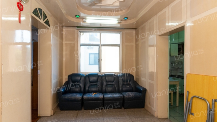 塔城路850弄二手房实景图