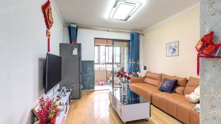 乾耀东港二手房实景图