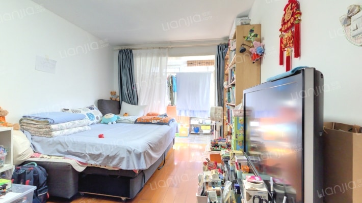 园林小区二手房实景图