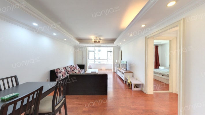 乐成国际二手房实景图