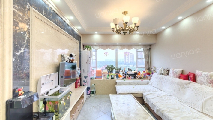 蓝润蓝客城二手房实景图