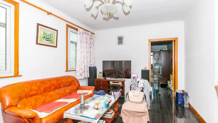 华东公寓二手房实景图