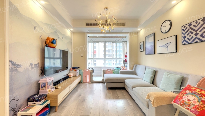 招商依山溪谷花园东苑二手房实景图