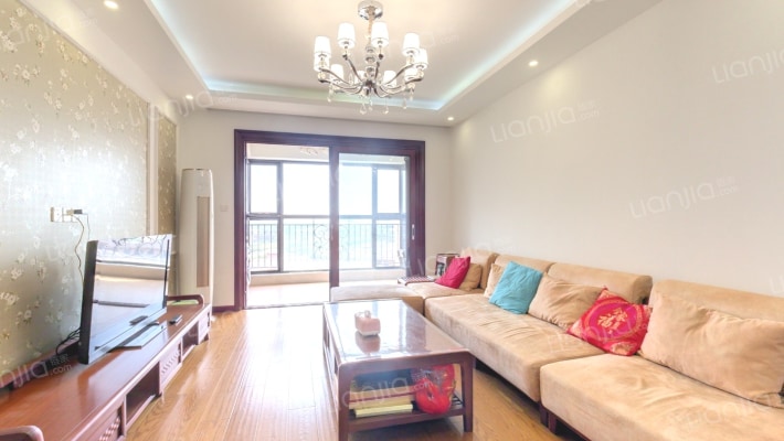 雅居乐滨江国际二期二手房实景图