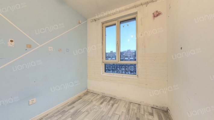 西山艺境高家园东街1号院二手房实景图