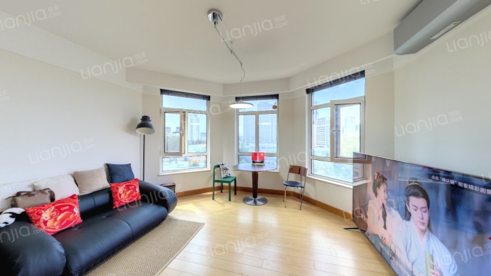 月亮河七星公馆二手房实景图