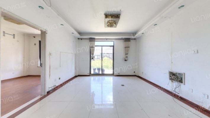 绿地海域笙晖(别墅)二手房实景图