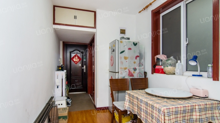 莘松五村二手房实景图