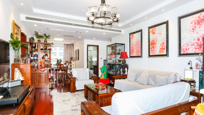 品尊国际二期二手房实景图