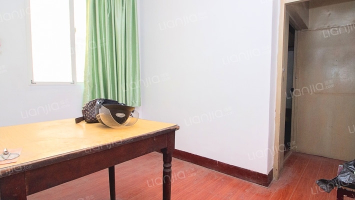 车站西一村二手房实景图