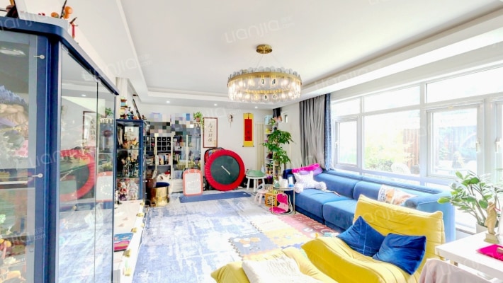 美林香槟小镇二手房实景图