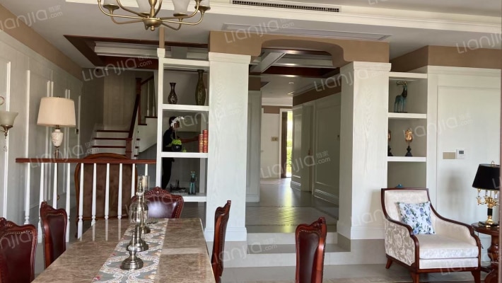 锦隆花园·御山墅二手房实景图