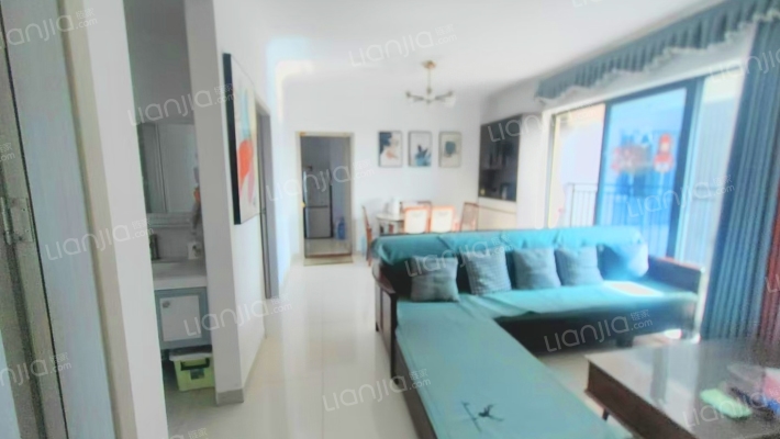 华悦名轩二手房实景图