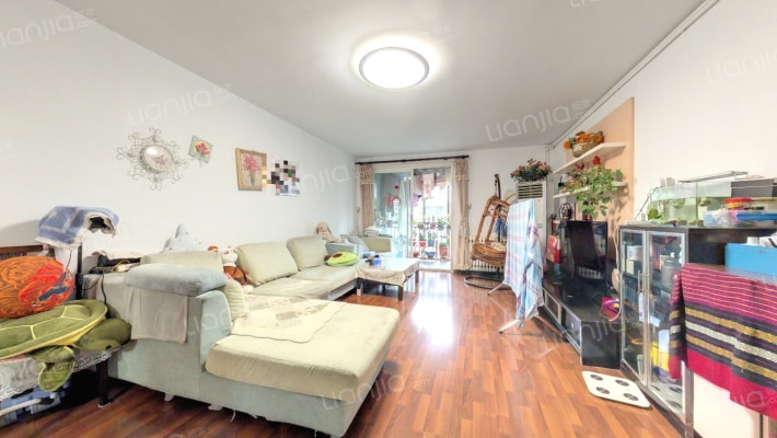 天秀花园荷塘月舍二手房实景图