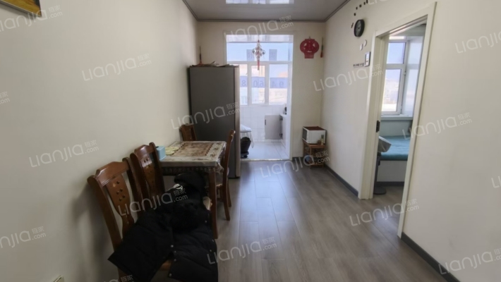 龙江龙住宅楼二手房实景图